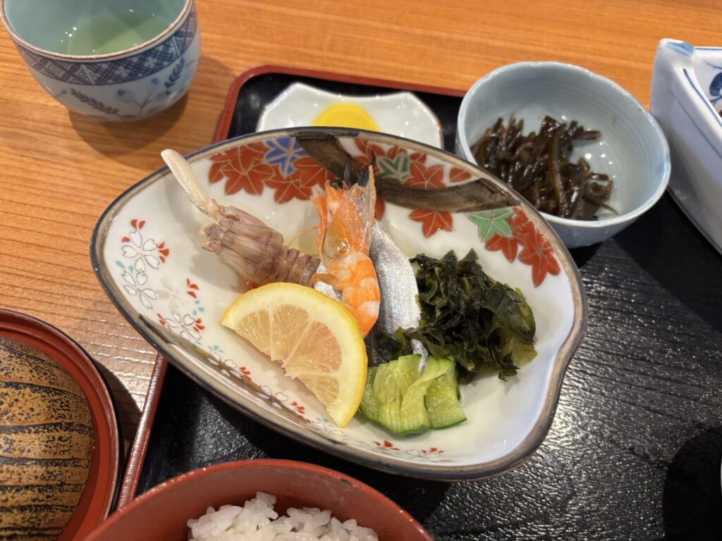 魚専　2025年5月　メニュー559555275477746231小鉢